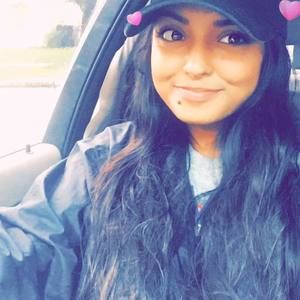 Meet your Posher, Stephanie